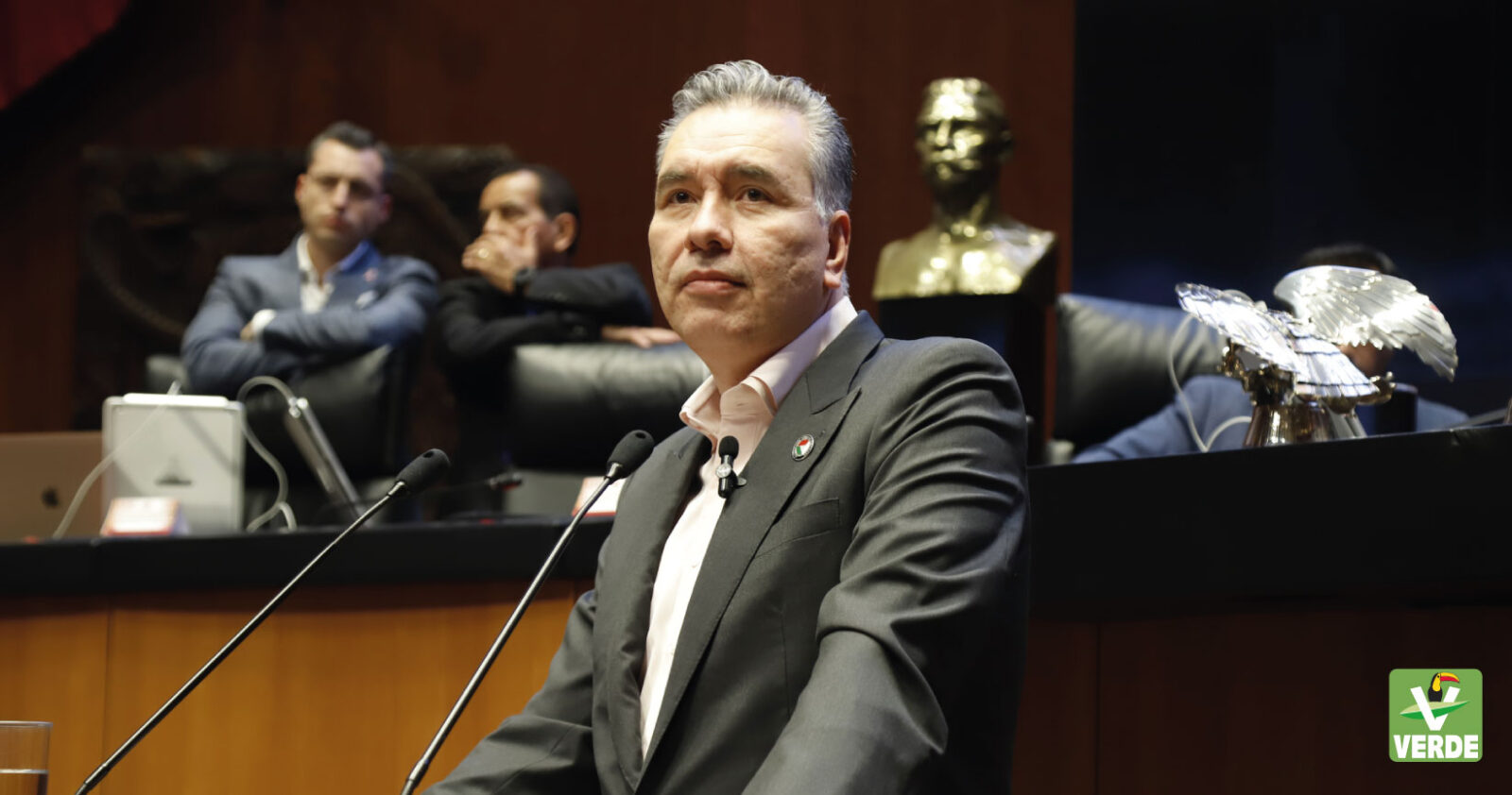APOYA WALDO FERNÁNDEZ A PEQUEÑOS PRODUCTORES DE AGAVE